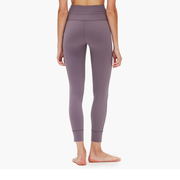 Vuori Daily Legging - Picture 6 of 6